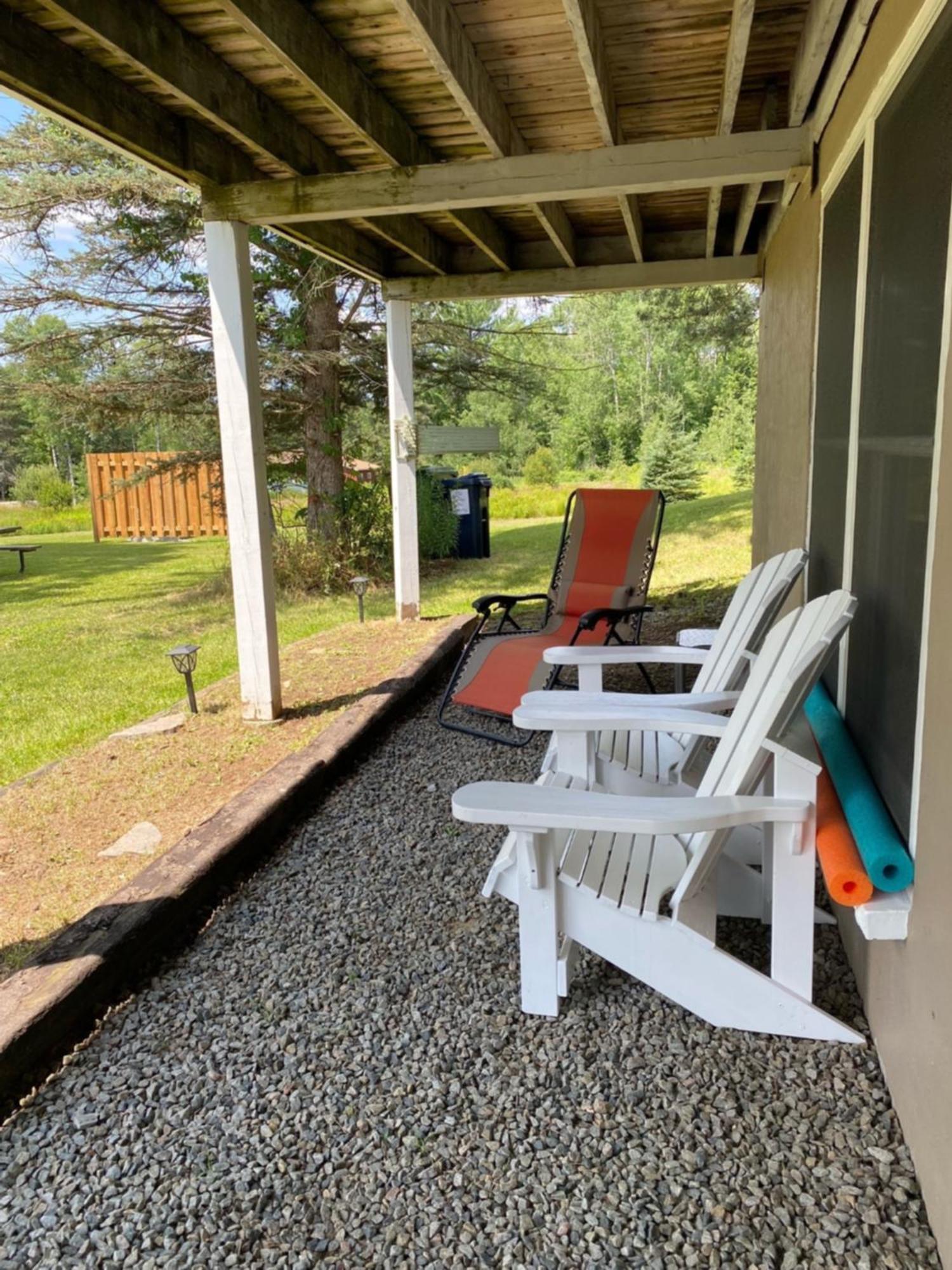 Our Place Up North Bnb Huntsville Eksteriør bilde