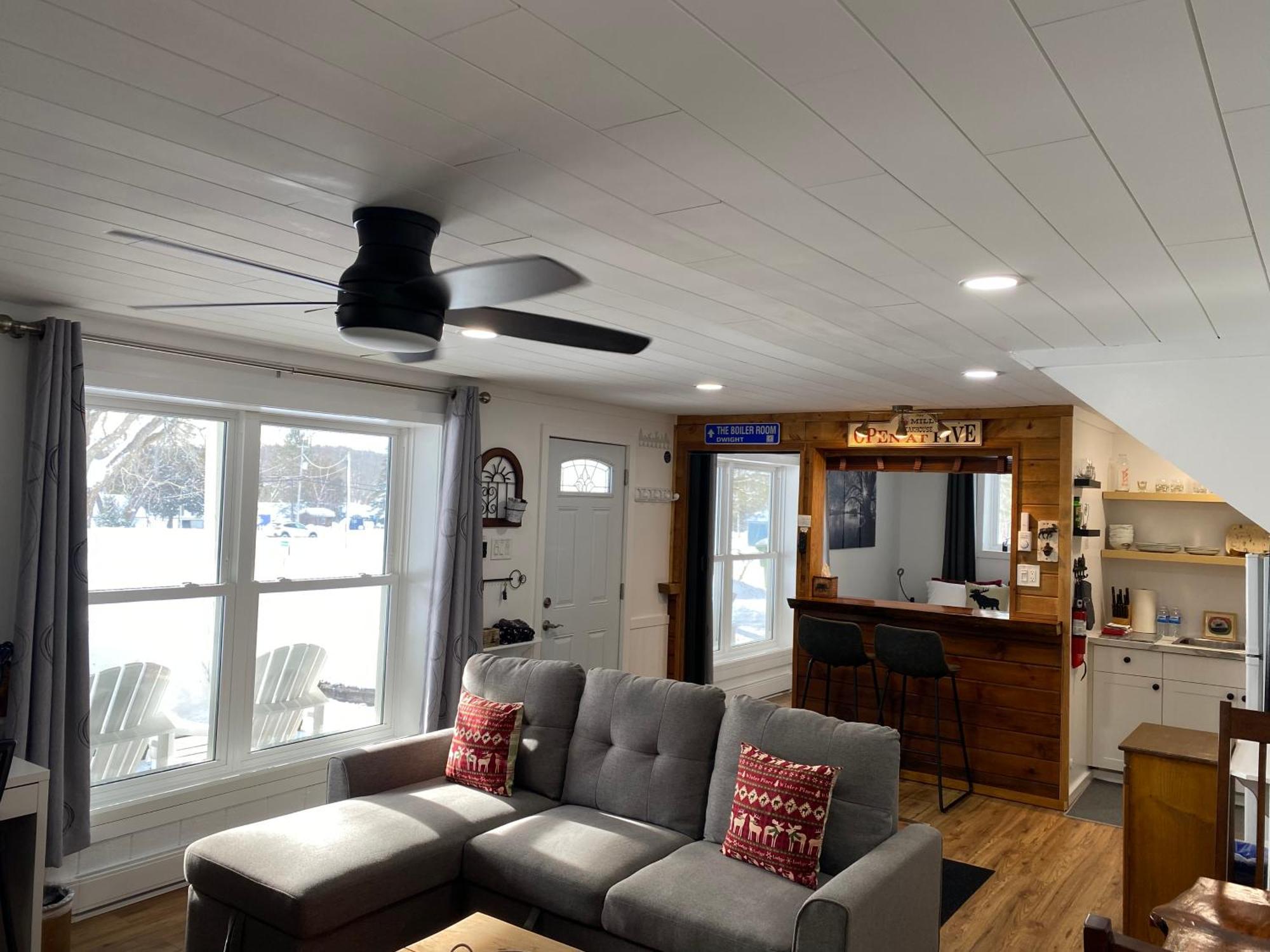 Our Place Up North Bnb Huntsville Eksteriør bilde